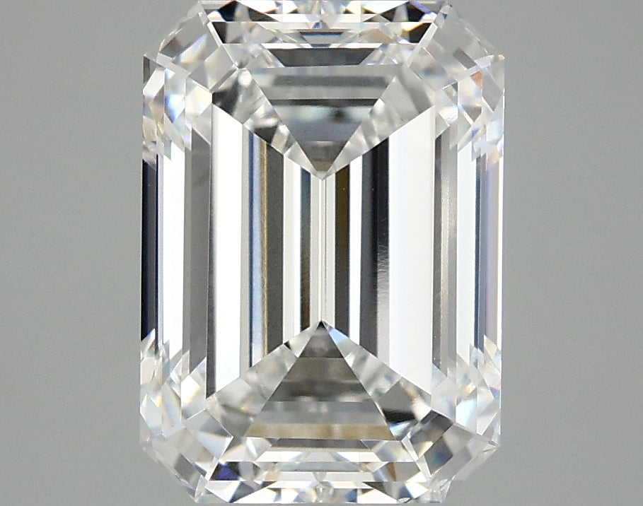 IGI 4.00ct E VS1 Emerald