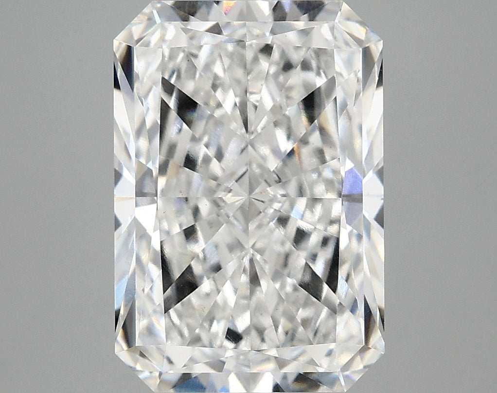 IGI 4.77ct E VS1 Radiant