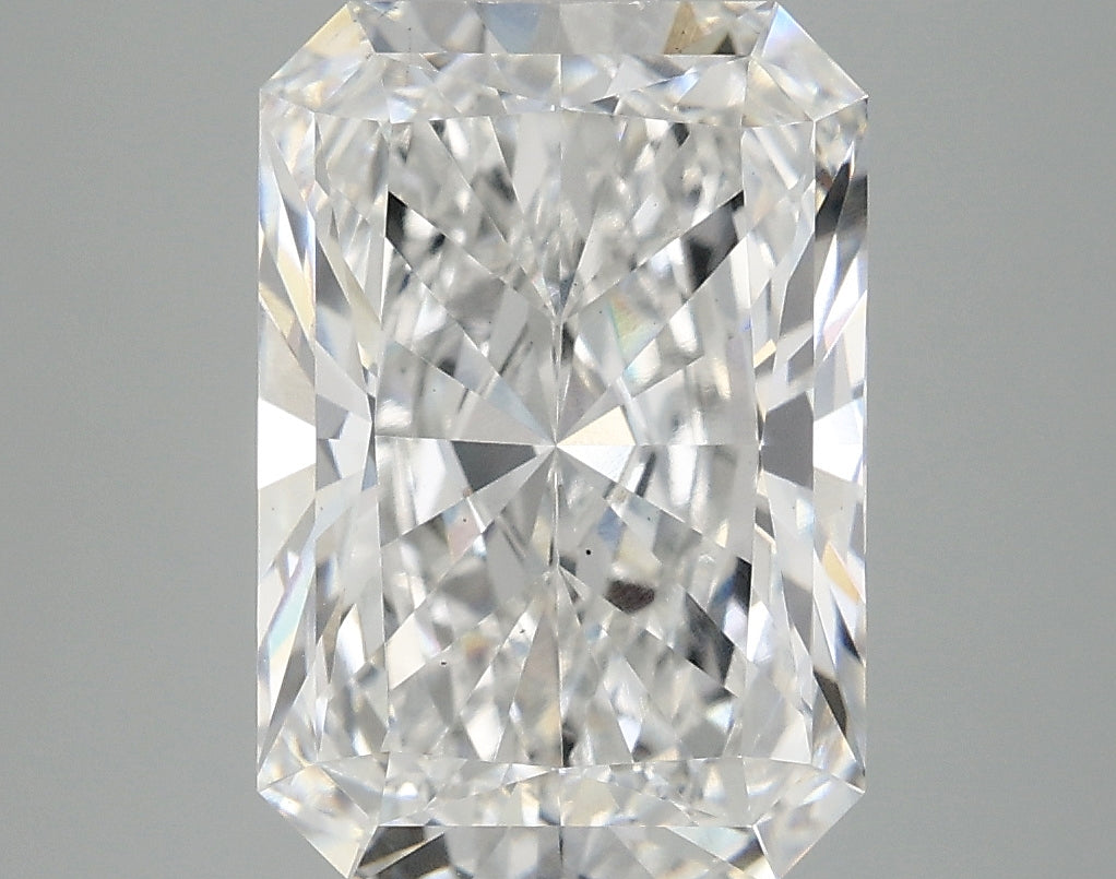 IGI 4.77ct E VS1 Radiant