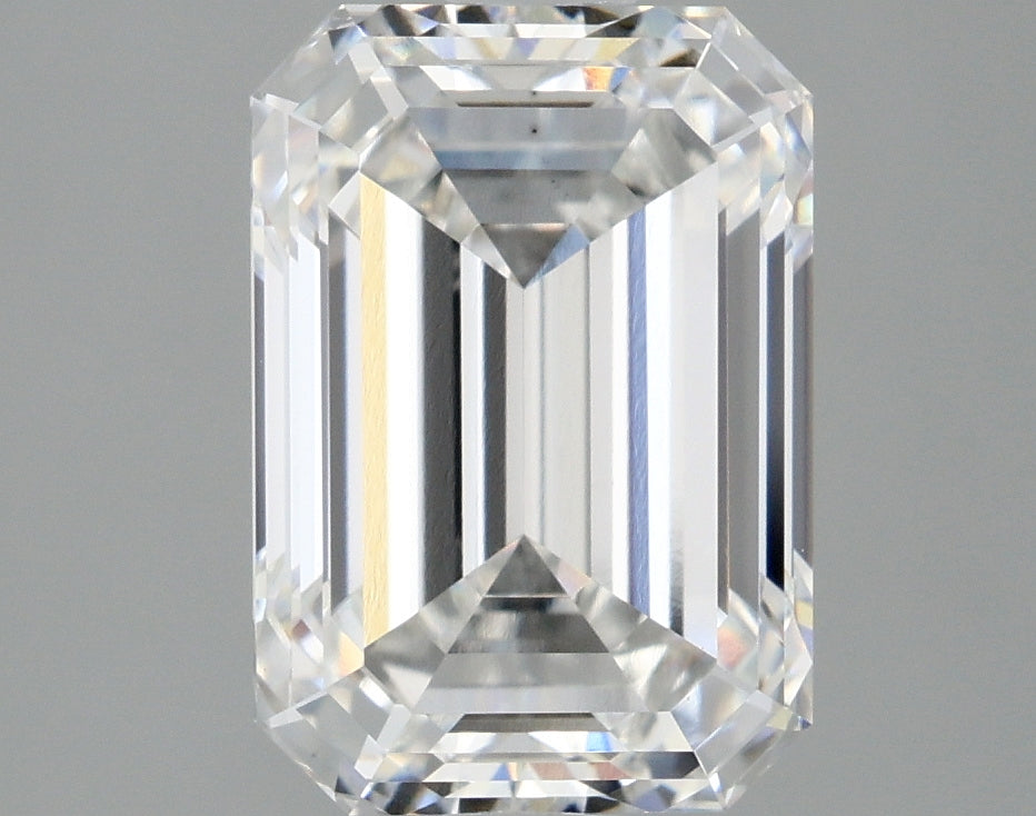 IGI 2.89ct E VS1 Emerald
