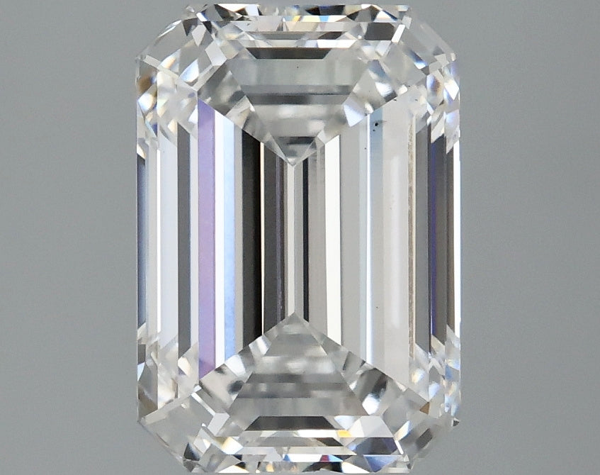 IGI 2.89ct E VS1 Emerald