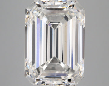 IGI 4.91ct E VS1 Emerald