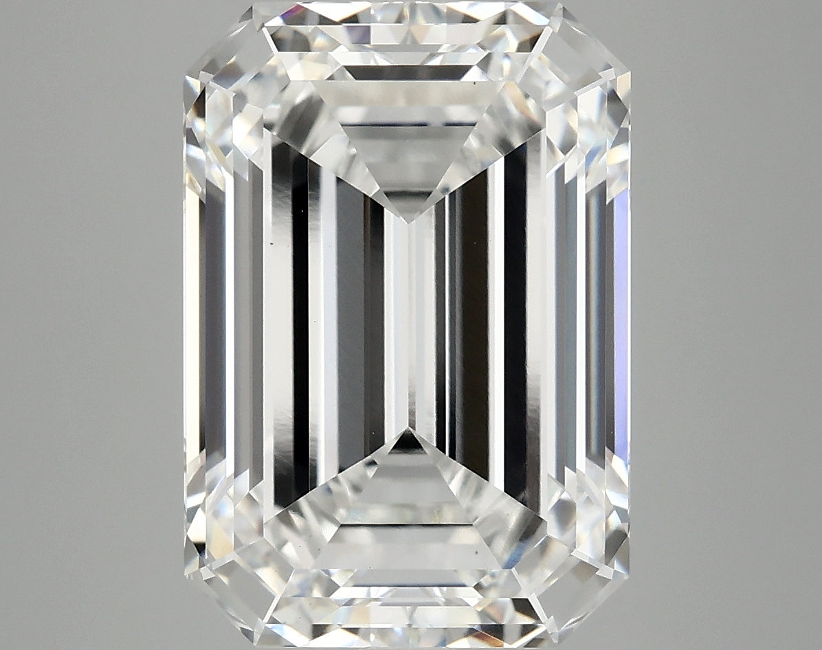 IGI 7.94ct E VS1 Emerald