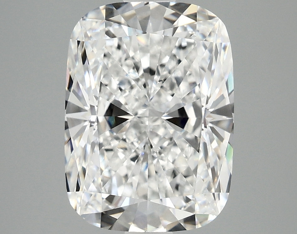 IGI 3.84ct E VVS2 Cushion