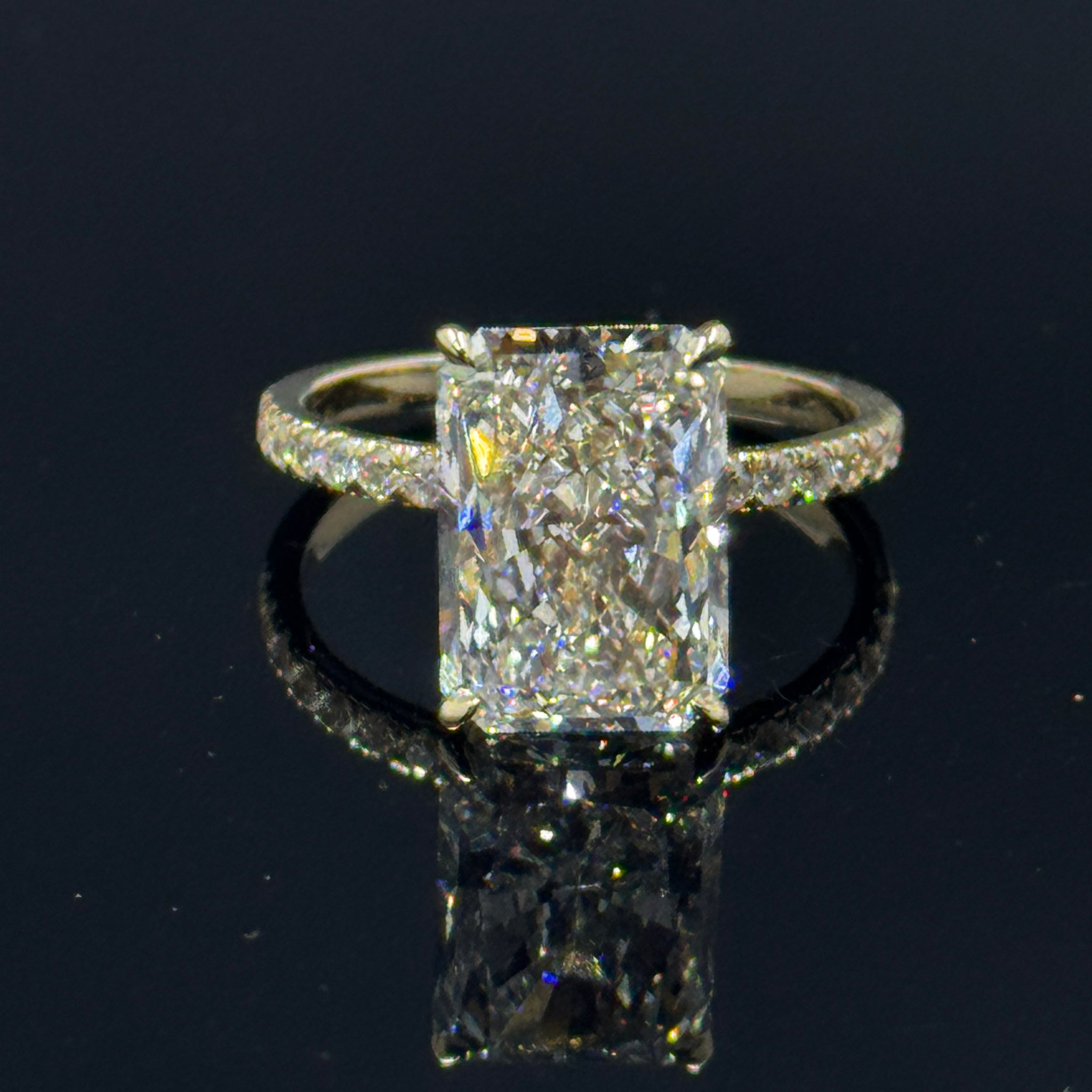 14k Yellow Gold Radiant Diamond Engagement Ring – 5.08ct F VS1 Hidden Halo, Size 7