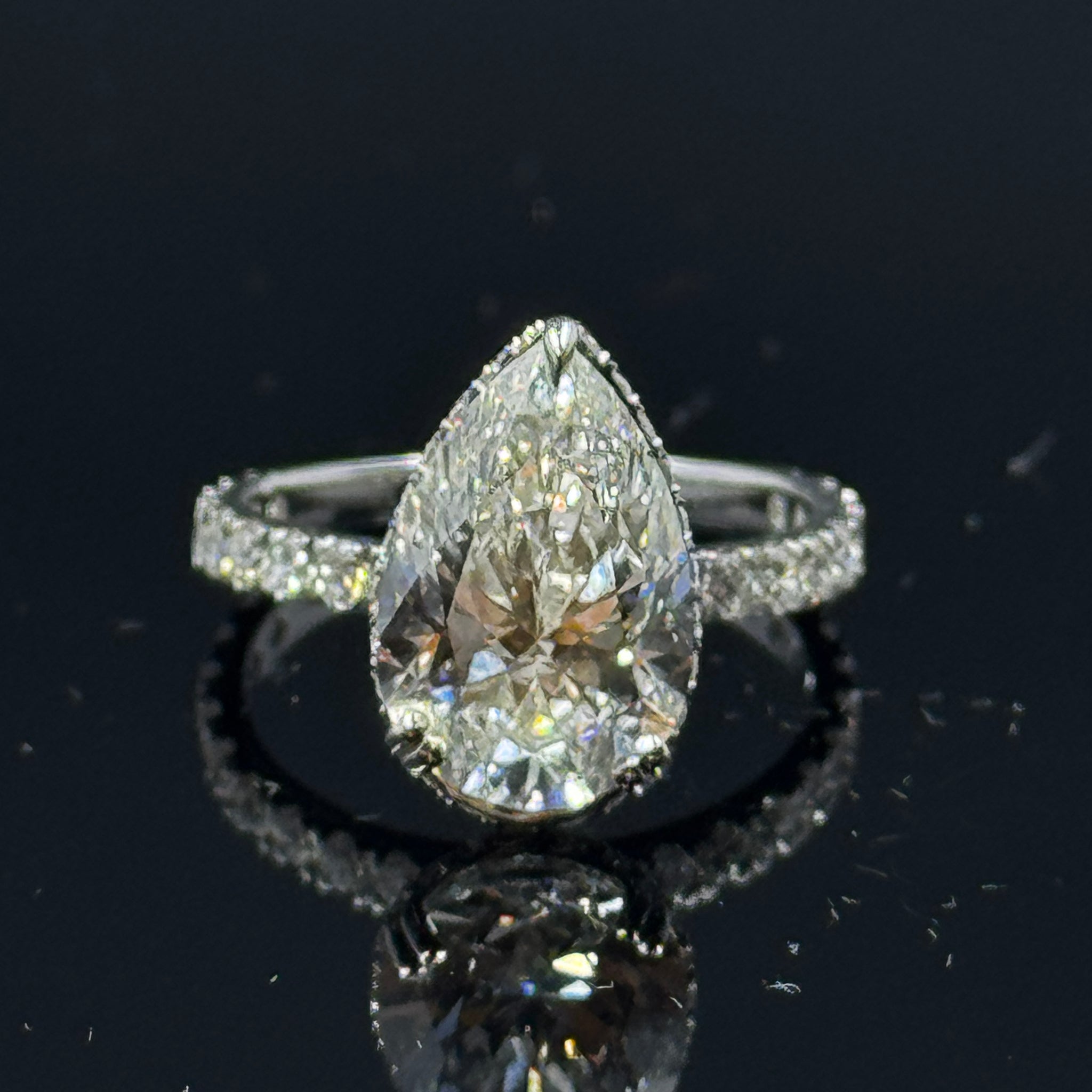 14k White Gold Pear Diamond Bridal Set – 5.59ctw, Size 7